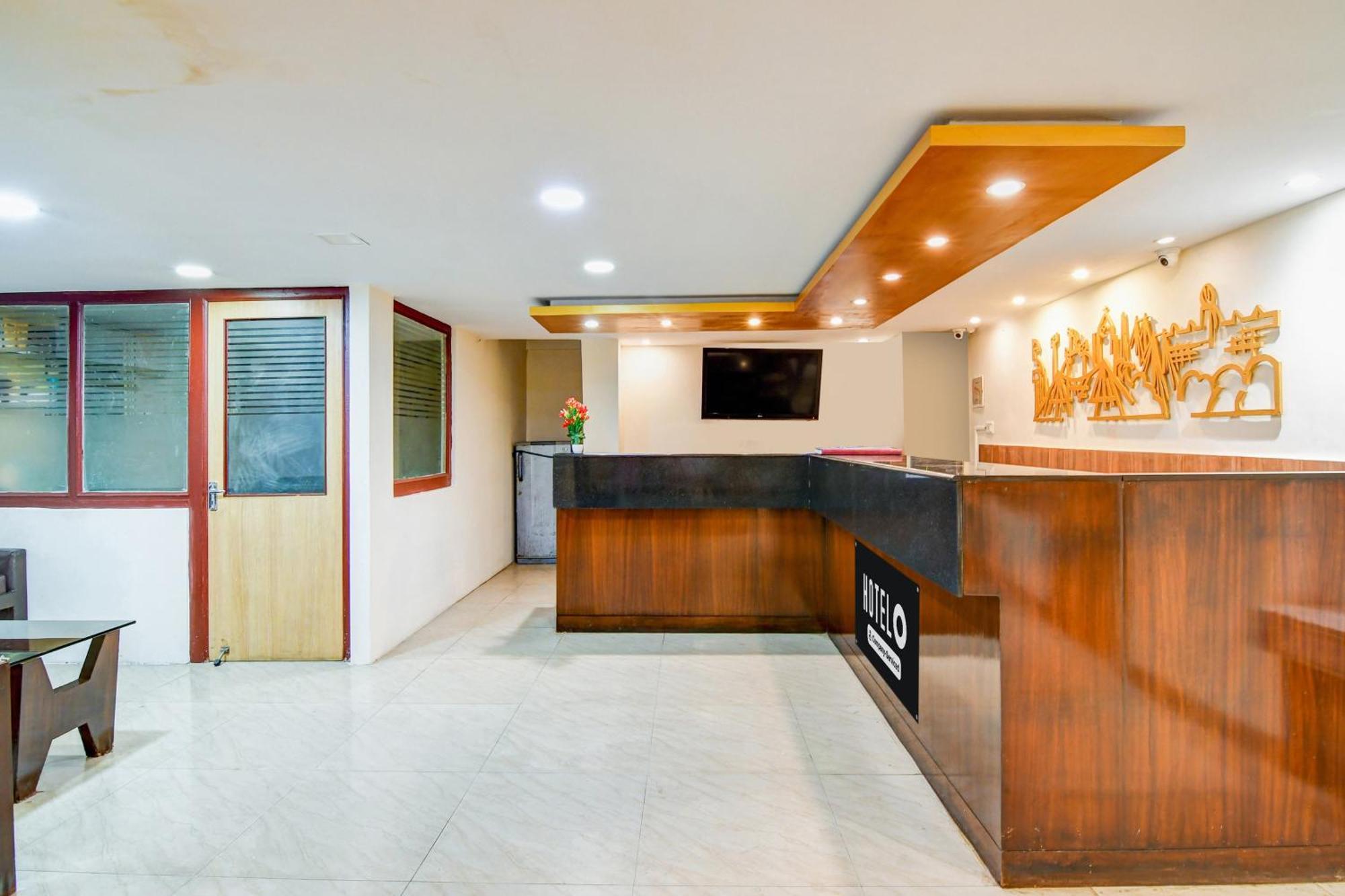 Super Hotel O Sarat Bose Road Formerly Shree Guest House Kalkutta Exterior foto